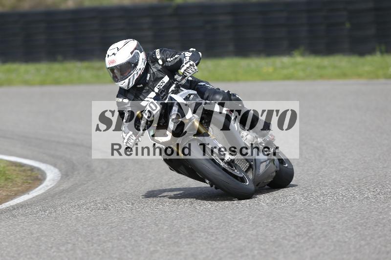 /53 16.09.2025 Track Day Domi Aegerter ADR/Gruppe gruen/50